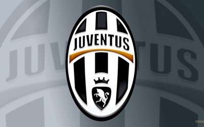 金博电竞焦点-佐默扑救后滑跪庆祝